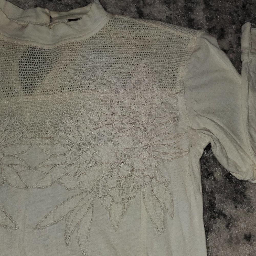 Free People Embroidered White on White Small 🎇🎇 - Picture 5 of 9